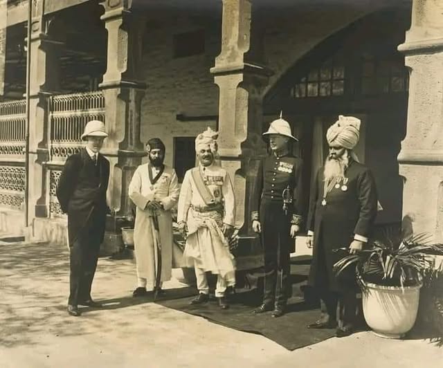 Viceroy Lord Hardinge and Maharaja Sumer Singh of Jodhpur