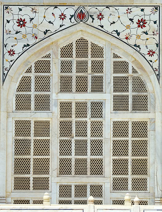  Exquisite Marble Jali Screens & Inlay Work: The Architectural Grandeur of the Taj Mahal